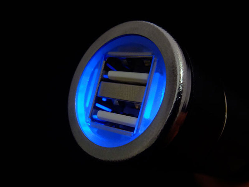 USB パワーソケット(シガーソケットタイプ) 防水キャップ付