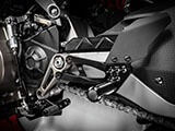 ギルズツーリング アジャスタブルバックステップ FXR aprilia RS660 カスタム パーツ
