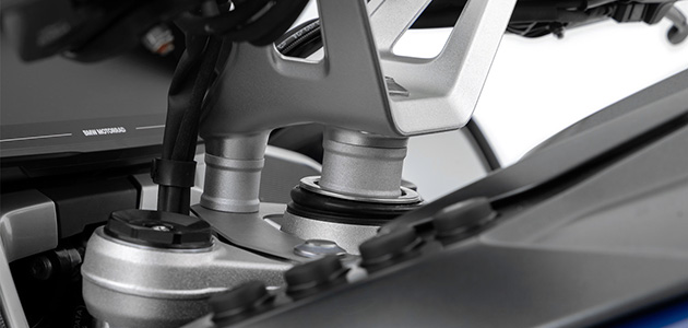 R1300RT ハンドルアップキット