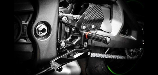 ZX10R カスタムパーツ
