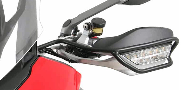  カスタムパーツ