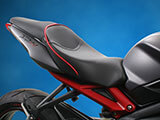 Sargent ワールドスポーツ パフォーマンスシート StreetTriple / StreetTriple R カスタムパーツ