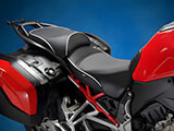 Sargent ワールドスポーツ パフォーマンスシート ムルティストラーダ V4 / Multistrada V4