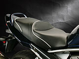 Sargent ワールドスポーツ パフォーマンスシート Bandit 1250S / GSX1250FA / GSX650F カスタムパーツ